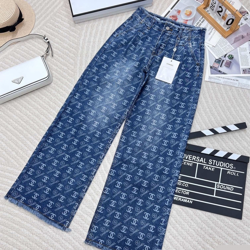 Ch*el jeans
